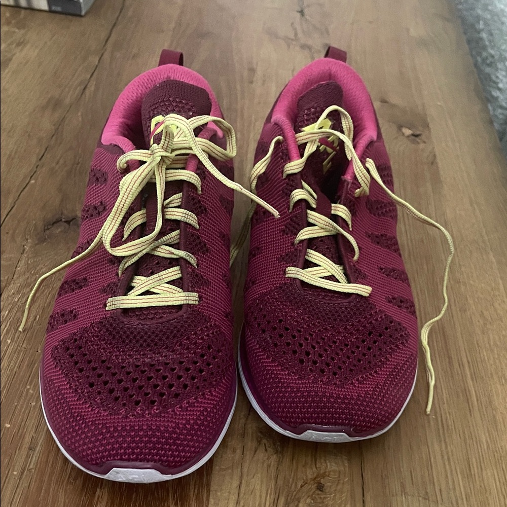 APL Women's Burgundy and Yellow Athletic Shoes
